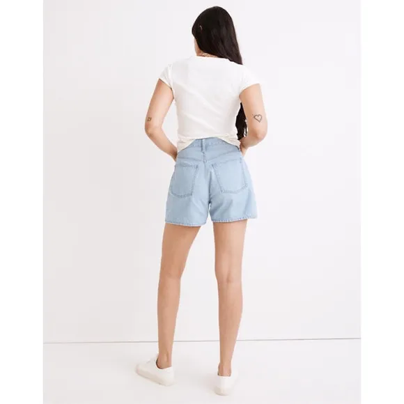 NWT madewell Pleated Denim Shorts in Erindale Wash
