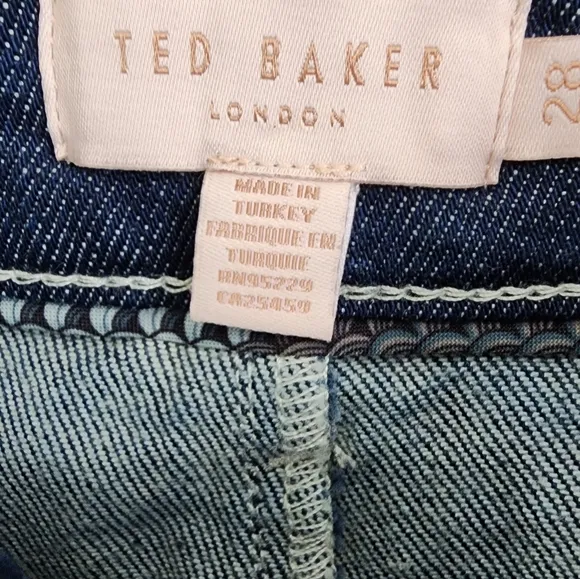 NWT Ted Baker London Bakerpatch Pocket Denim shorts size 28