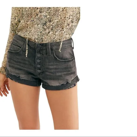 NWT Free People Romeo Rolled Cut Off Black Denim Shorts, size 25