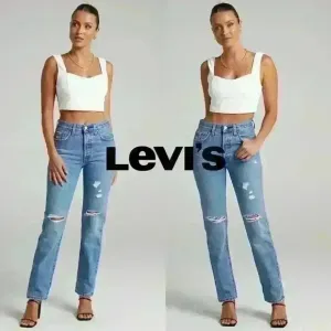 NWT Levi's 501 Crop Straight Leg Distressed Jeans - Athens Break