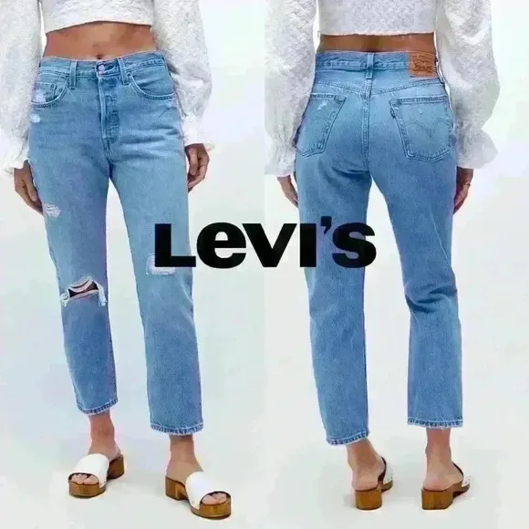 NWT Levi's 501 Crop Straight Leg Distressed Jeans - Athens Break