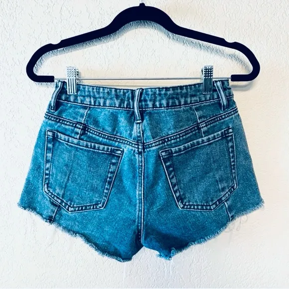 PacSun, Los Angeles high rise denim shorts, size 24