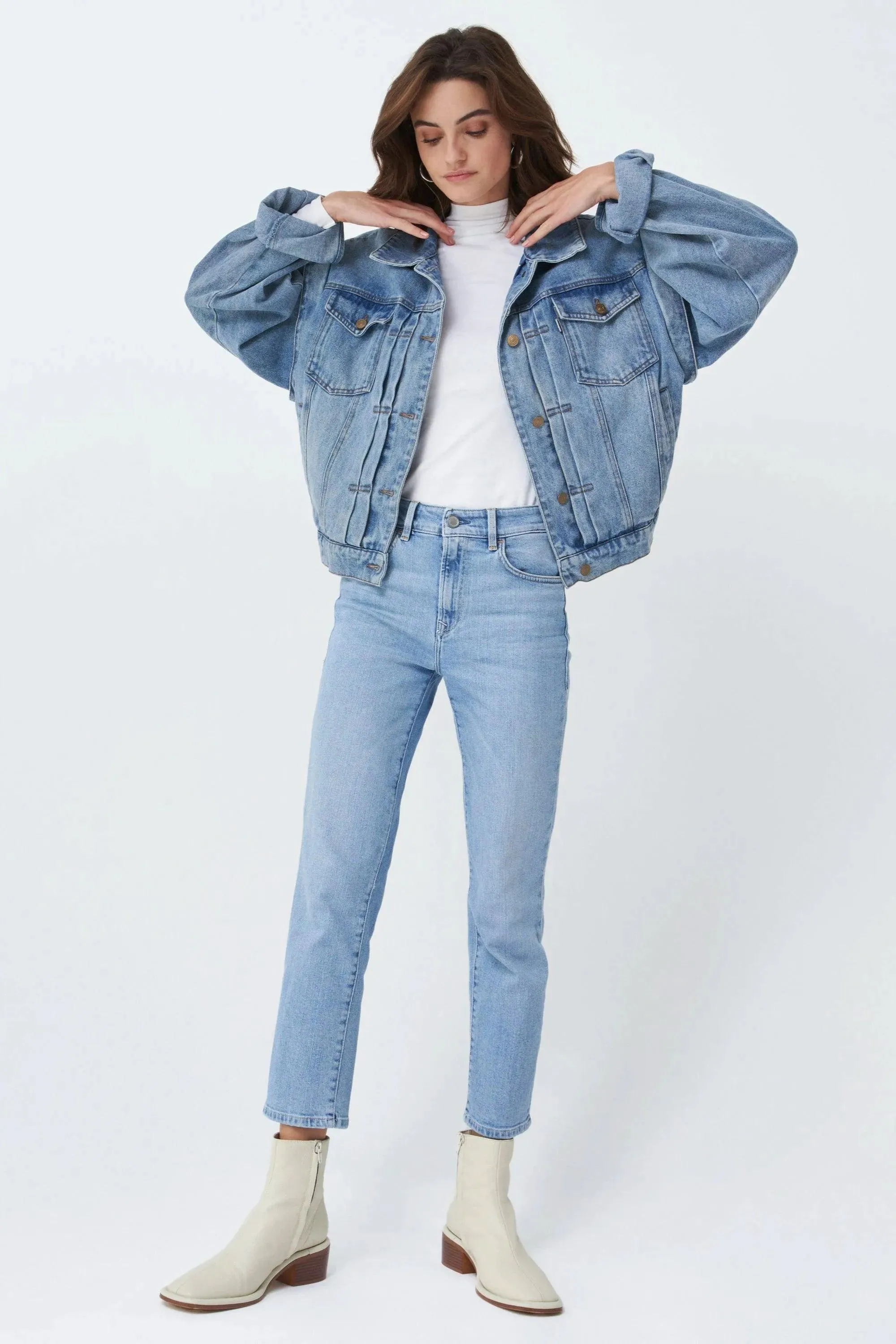 Pantalón Vaquero True Cropped Slim Claro