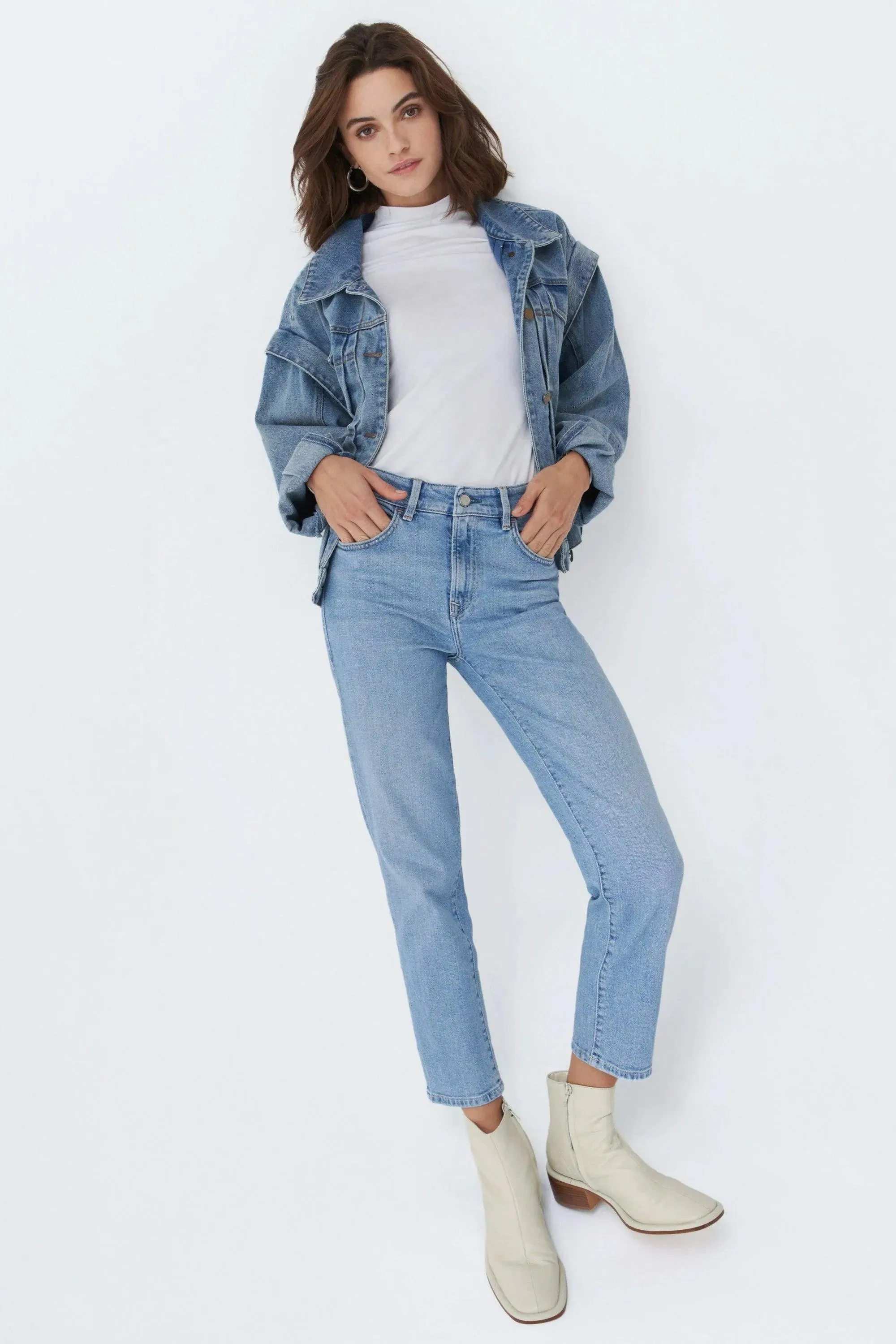 Pantalón Vaquero True Cropped Slim Claro