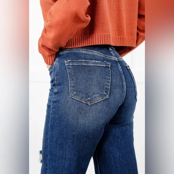 Risen x Freckled Poppy NWT Forget Me Not Distressed Wide Leg Size 7/28 Jeans 👖