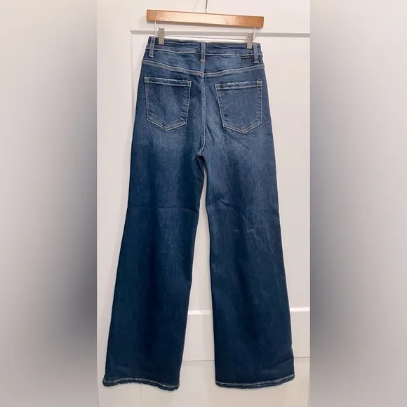 Risen x Freckled Poppy NWT Forget Me Not Distressed Wide Leg Size 7/28 Jeans 👖