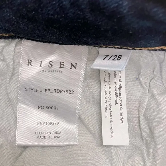 Risen x Freckled Poppy NWT Forget Me Not Distressed Wide Leg Size 7/28 Jeans 👖