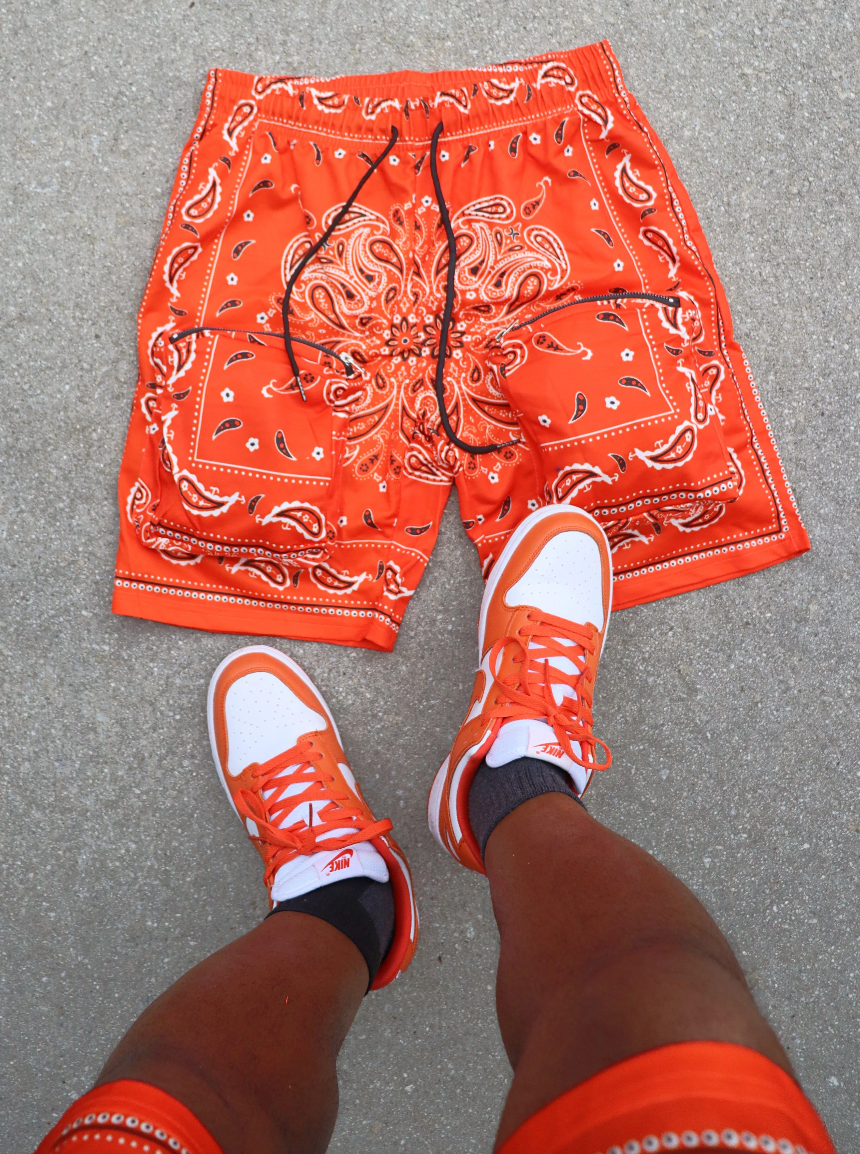RISKY REWARDS ORANGE BANDANA CARGO POCKET SHORTS