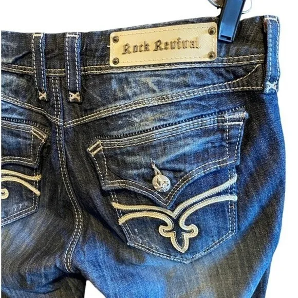 Rock Revival Hazel Distressed Straight Jeans Size 30