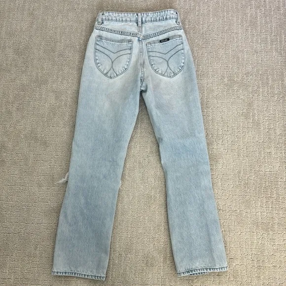 ROLLA’S Women’s High Rise Original Straight Leg Distressed Knee Jeans