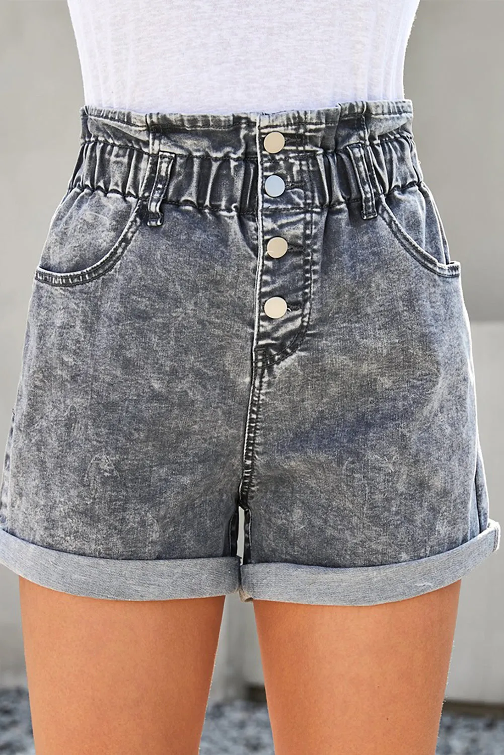 Ruffled High Waist Buttoned Denim Shorts