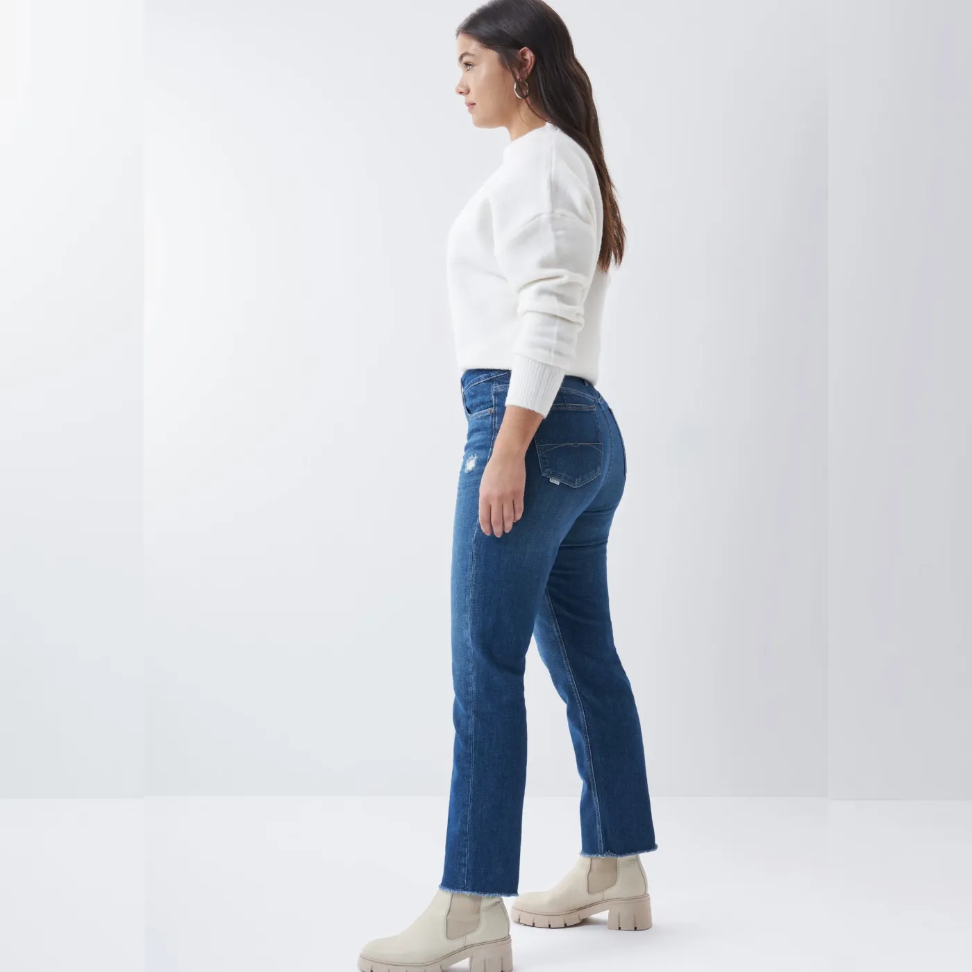 Salsa True Copped Slim Fit Jeans | Medium Wash