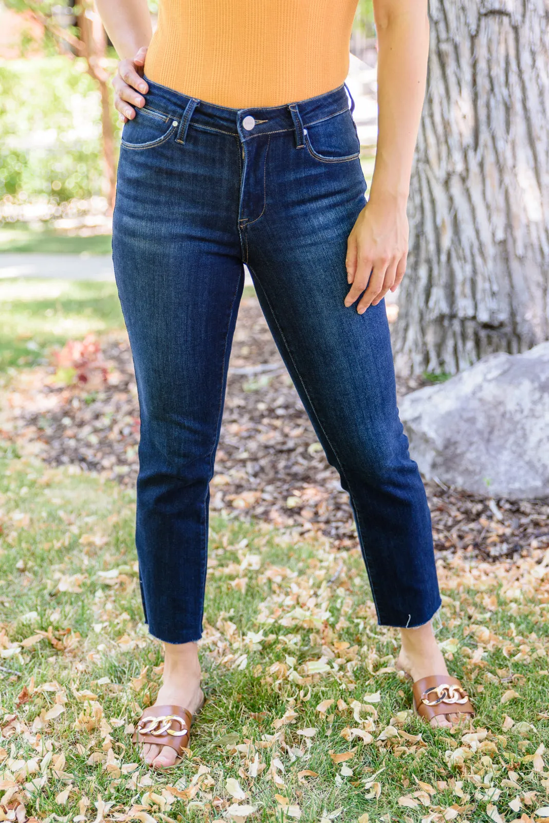 Sofia Dark Wash Jeans (3/26)