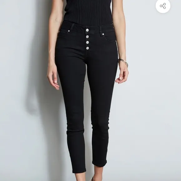 Tahari Emily Mid-Rise Button Fly Capri Black‎ Straight Leg Denim Designer Jeans