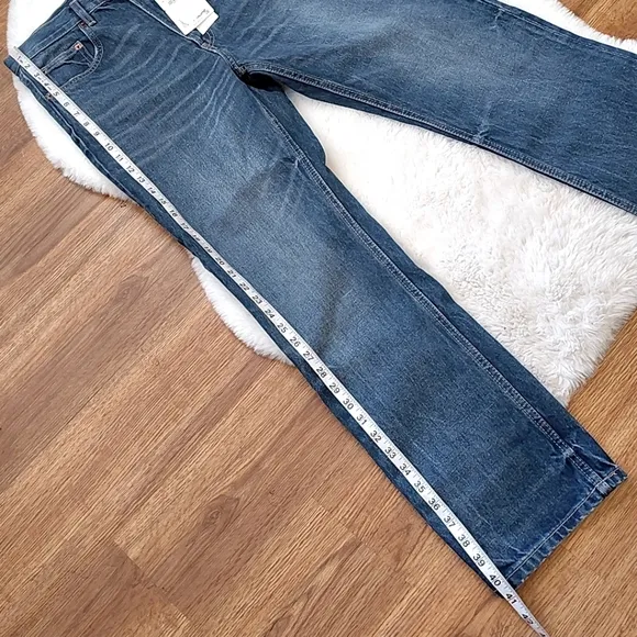 Zara High Rise Straight Leg Jean