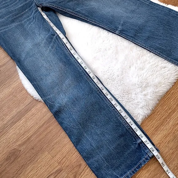 Zara High Rise Straight Leg Jean