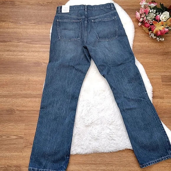 Zara High Rise Straight Leg Jean